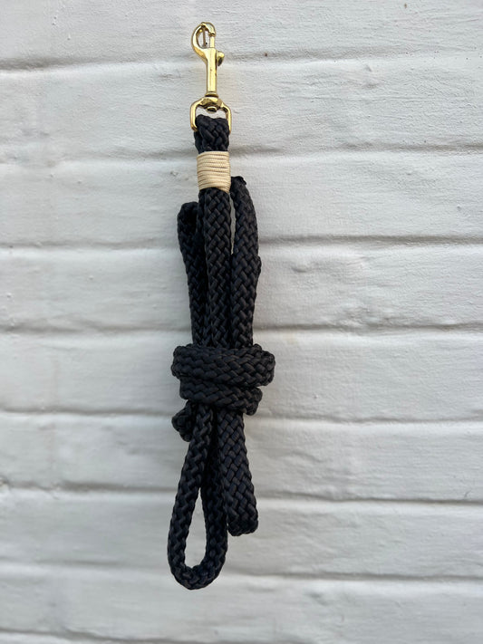 Halstertouw Black
