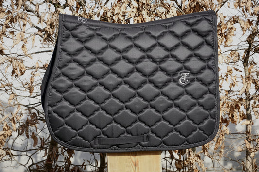 PRE-ORDER! Black zadeldek springen